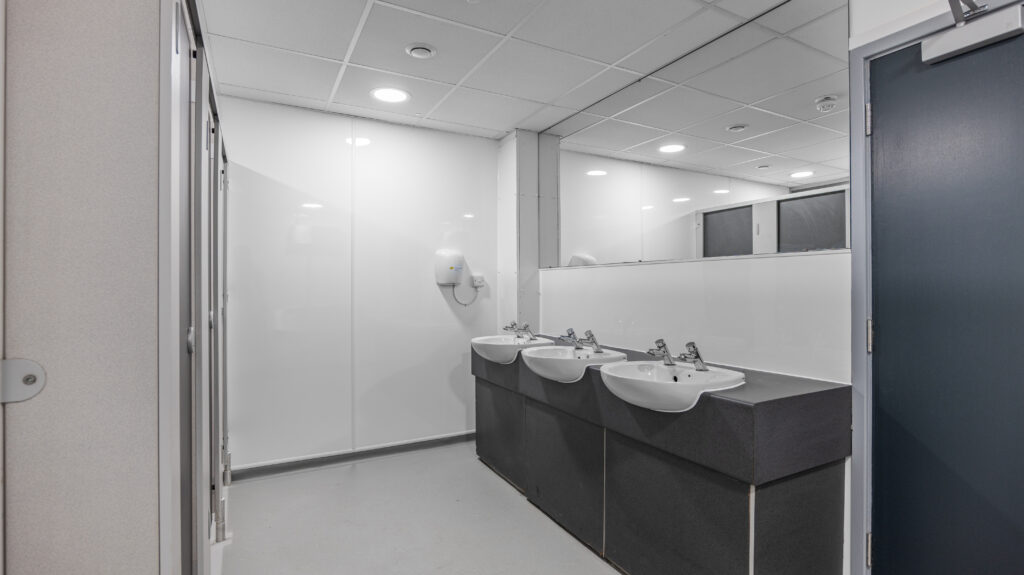 RENNIE HOGG ROAD INDUSTRIAL REFURBISHMENT