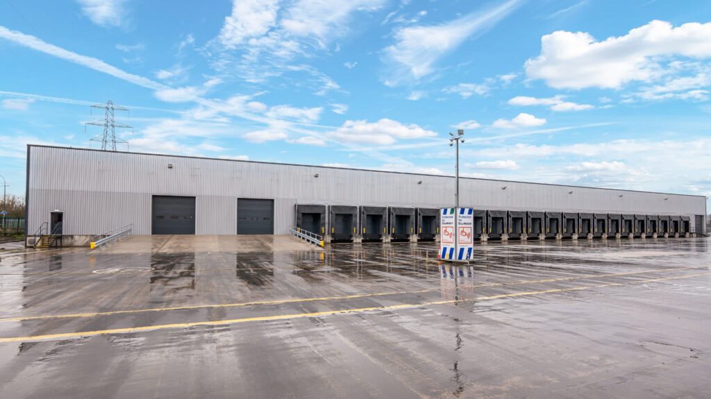 RENNIE HOGG ROAD INDUSTRIAL REFURBISHMENT