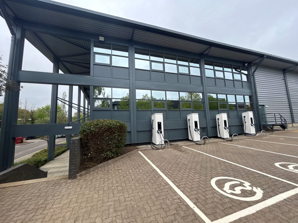 17 MOLE INDUSTRIAL ESTATE REFURBISHMENT